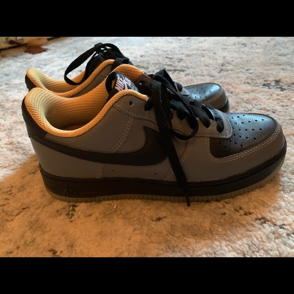 Nike Air Force 1 af-1 black/grey with camel interior and gum sole (m 7, w 8.5)
